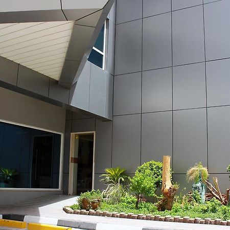 อัล เดยาฟา โฮเต็ล อพาร์ตเมนต์ Aparthotel ดูไบ ภายนอก รูปภาพ